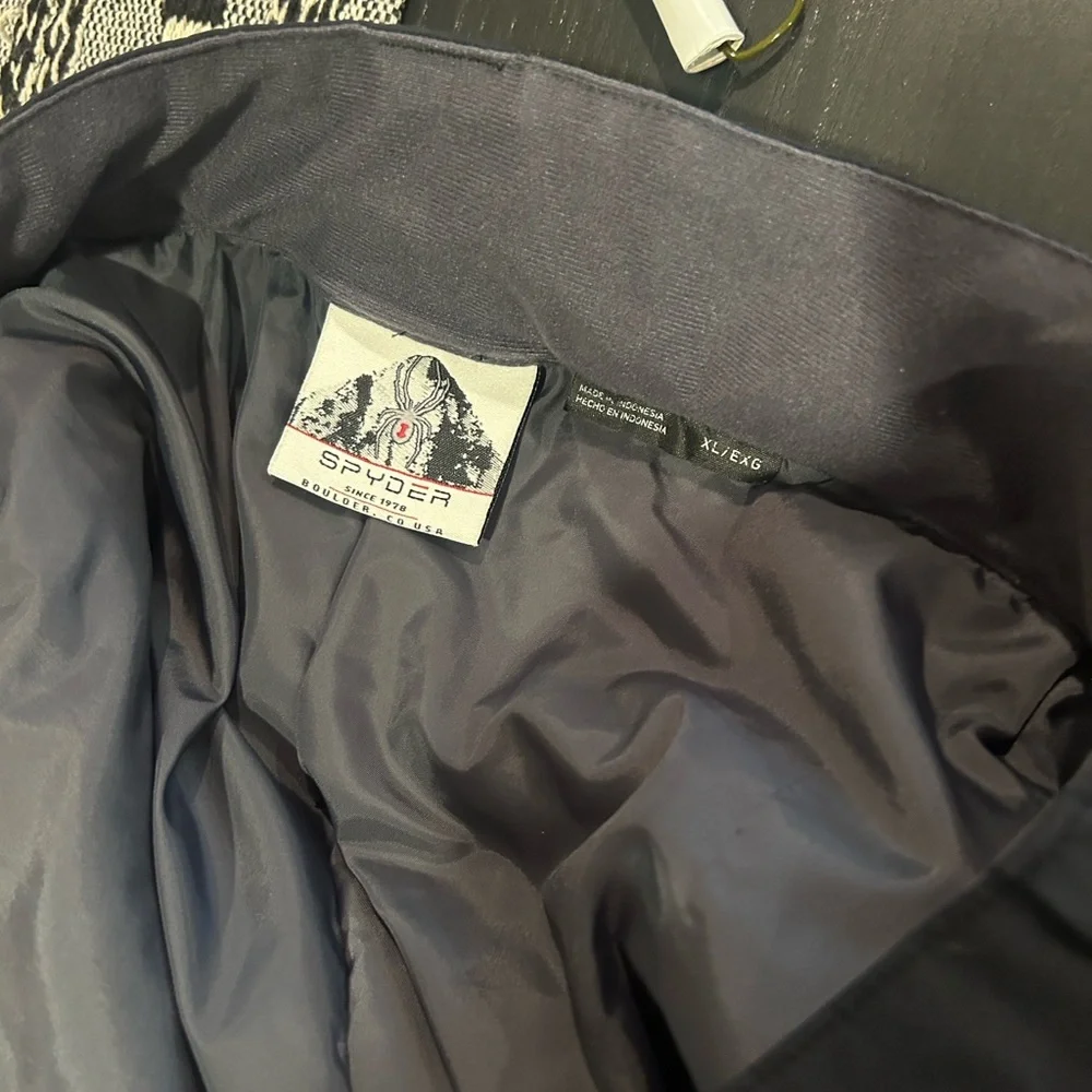 Spyder Winter Ski Pants - Picture 12 of 16